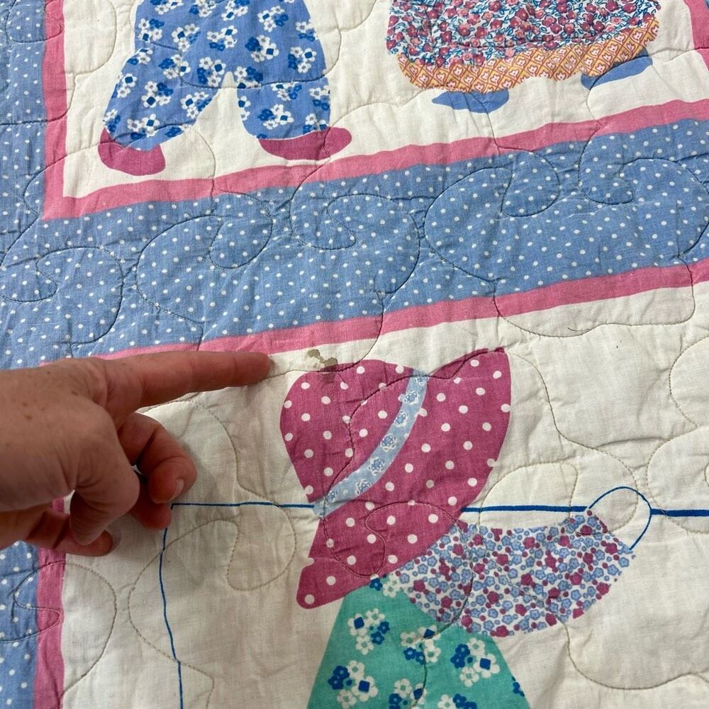 Vintage Sunbonnet Sue Sam Blue Pink Holly Hobby Style Bonnet Throw Quilt 49"x43" - Picture 4 of 15